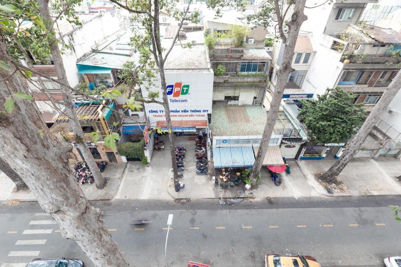 Hotel Cozrum Smart - First Target Hô Chi Minh-Ville